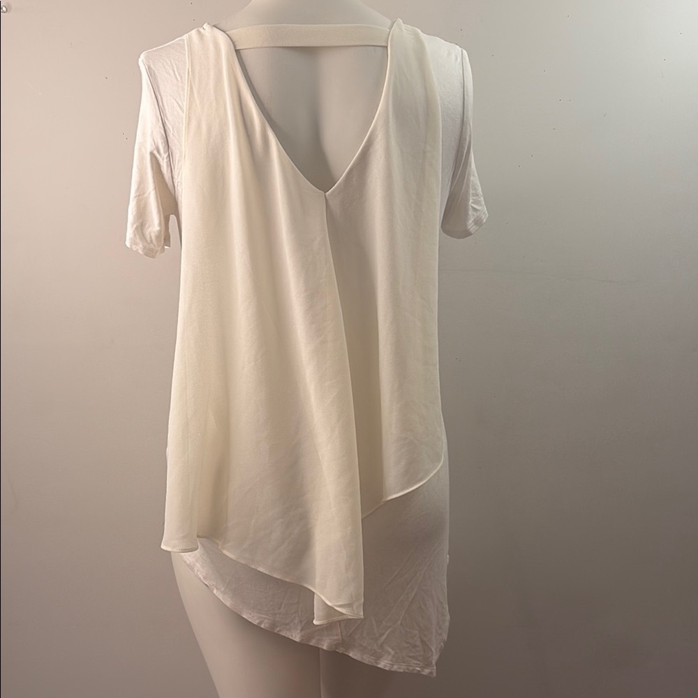 Lisa Rinna Collection White Asymmetrical Short Sleeve Tee - Picture 7 of 9
